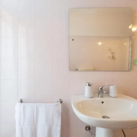 아파트 10min Da Bosa Marina - Con Giardino E Parcheggio