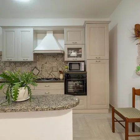 10min Da Bosa Marina - Con Giardino E Parcheggio Apartamento