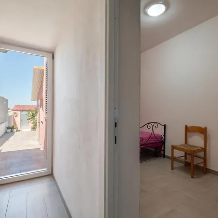 아파트 10min Da Bosa Marina - Con Giardino E Parcheggio