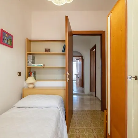 10min Da Bosa Marina - Con Giardino E Parcheggio 아파트 *