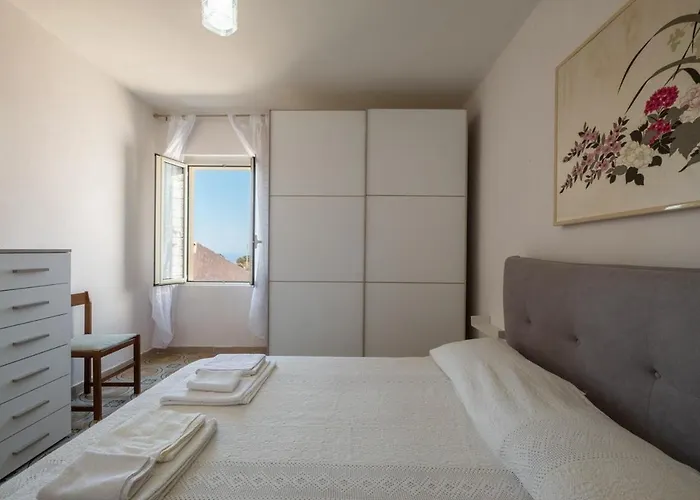 Appartement 10min Da Bosa Marina - Con Giardino E Parcheggio Tresnuraghes