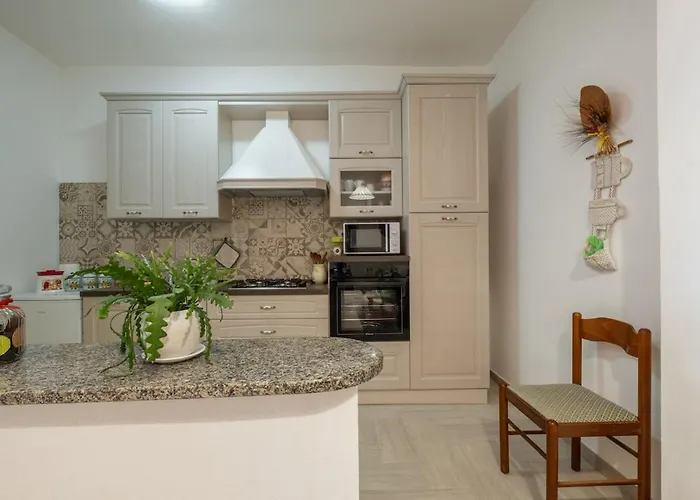 10min Da Bosa Marina - Con Giardino E Parcheggio Appartement