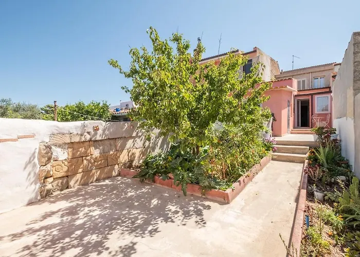 公寓 10min Da Bosa Marina - Con Giardino E Parcheggio 特雷斯努拉吉斯